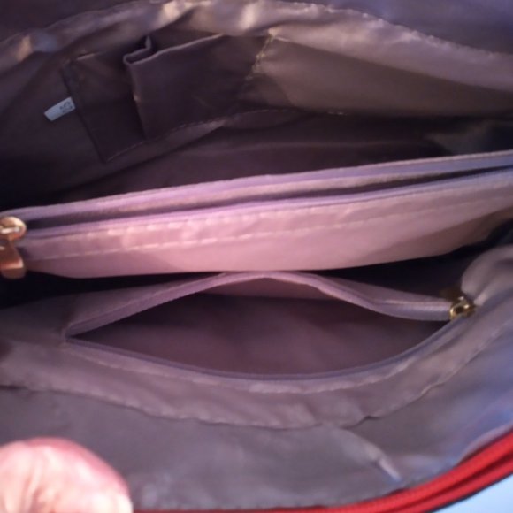 Red Handbag - Picture 3 of 4